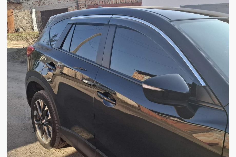 Mazda CX-5 2012-2017 Windabweiser mit Chromleiste Niken Luxury (4 Stk) Foto 2