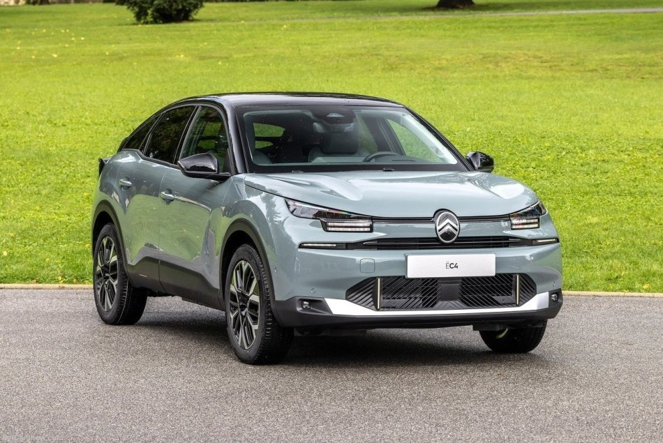 Testbericht zum elektrischen Schrägheckmodell Citroen e-C4 2024