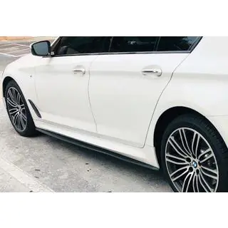 Schwellerverkleidungen DPT V-1 (für M-Sport/M5 Schweller, Schwarz Glanz)
