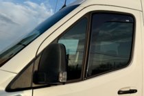 Mercedes Sprinter W907/W910 2018- Windabweiser zum Einstecken (2 Stk, HIC) Foto 6