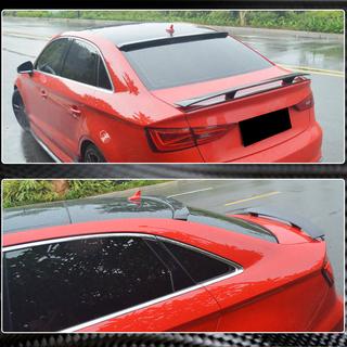 Heckscheibenblende V1 (für Sedan, Carbon) Foto 3