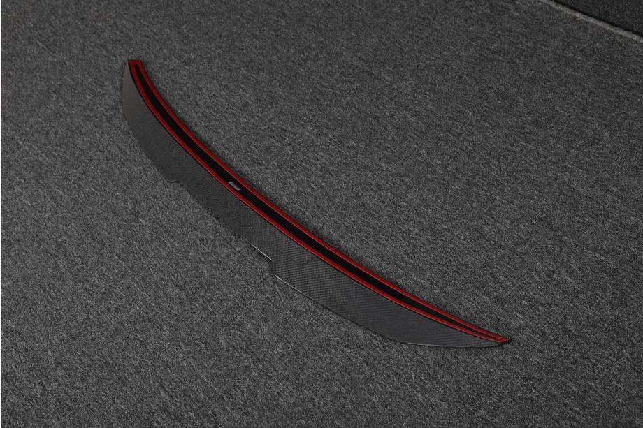 Audi A4 B9 2015-2024 Spoiler V4 (für Sedan Carbon) Foto 10