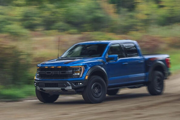 Testbericht zum Hochleistungs-Pickup Ford F-150 Raptor Foto 4