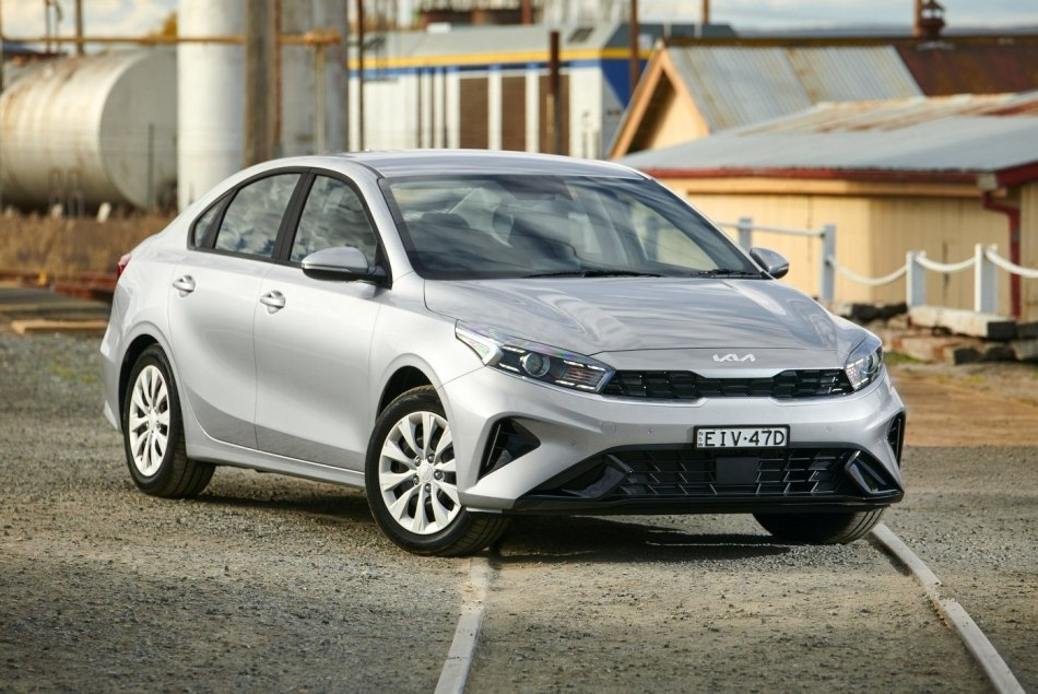 Aktualisierte KIA Cerato IV Generation Limousine