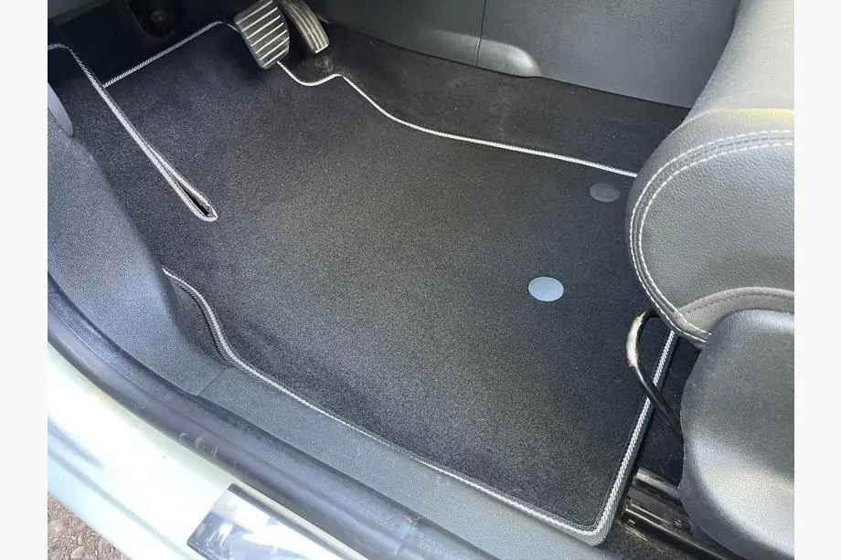 Renault Megane III 2009-2016 Textil Fußmatten Premium SW (schwarz) Foto 1