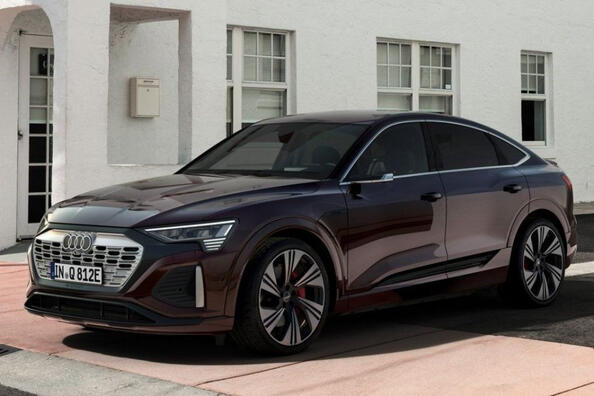 Testbericht des Premium-Coupé-Crossovers Audi Q8 e-tron Sportback Foto 5