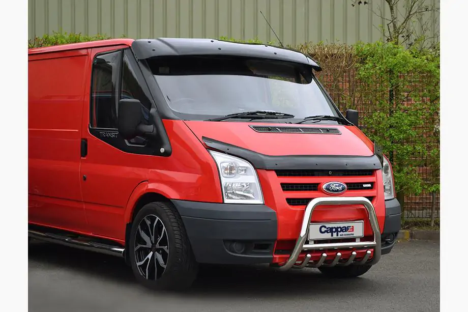 Ford Transit 2000–2014 Frontscheibenblende (schwarz glanz, 5mm) Foto 16