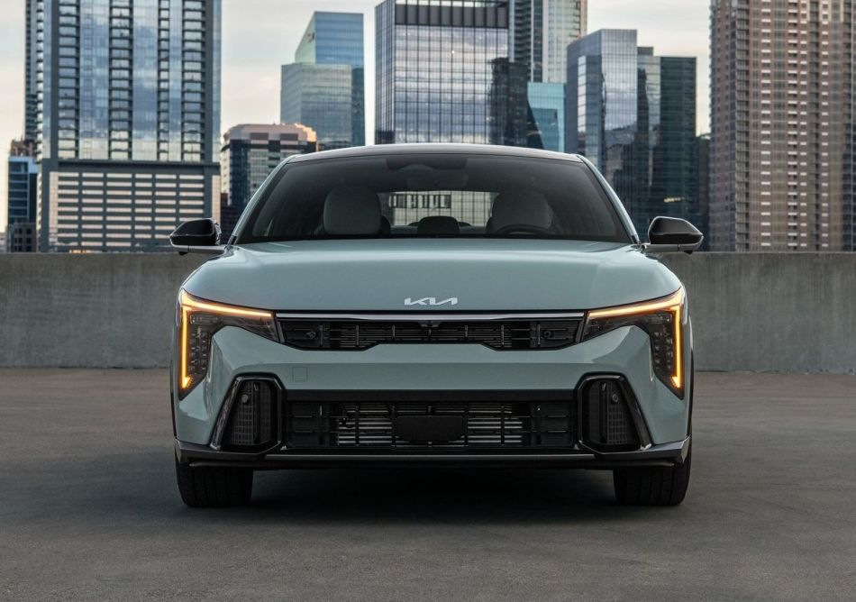 Testbericht des Kia K4 der zweiten Generation: Stil, Technologie und Platz