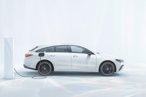 Testbericht des aktualisierten Kombis Mercedes-Benz CLA Shooting Brake (X118) Foto 3