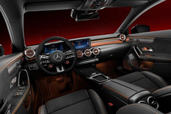 Testbericht des aktualisierten Kombis Mercedes-Benz CLA Shooting Brake (X118) Foto 5