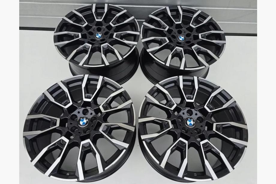 BMW X7 G07 2019- Geschmiedete Felgen R22 (Gebraucht, M60i-Designs, 4 Stk) Foto 1