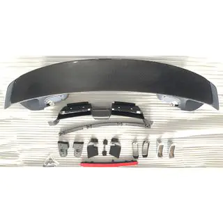 Carbon Spoiler Carrera Porsche 911 (992) 2018– Foto 2