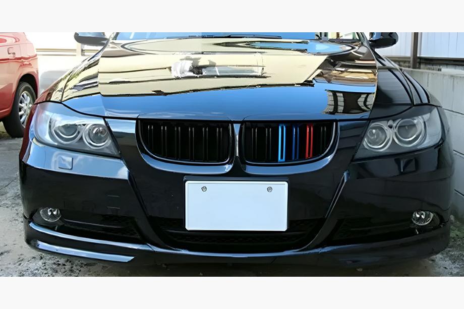 BMW 3 Series E90/E91 2005-2011 Nieren M-Look (für E-90/91 2005-2008, M-Color) Image