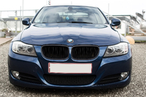 BMW 3 Series E90/E91 2005-2011 Nieren M-Look (für E-90/91 2008-2011, Schwarz Matt) Foto 1