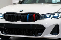 BMW 3 Series G20/G21 2018- Nieren M-Look (2022+, M-Color) Foto 1