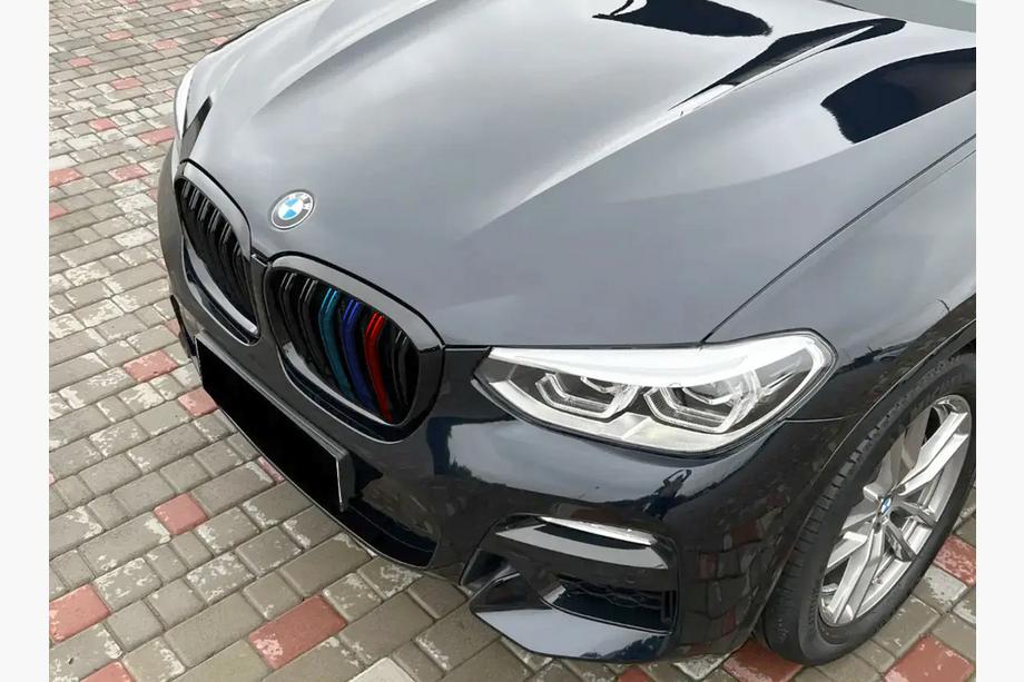 BMW X4 G02 2018- Nieren M-Look (2018-2021, M-Color) Image