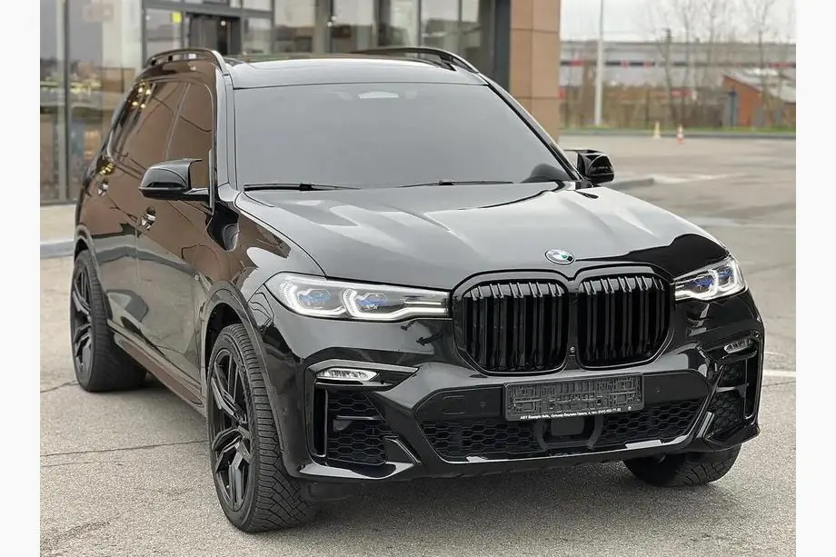 BMW X7 G07 2019- Nieren M-Look (2019-2022, Schwarz Glanz) Foto 2