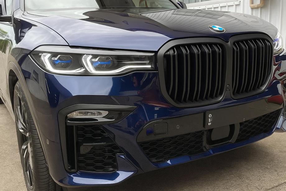 BMW X7 G07 2019- Nieren M-Look (2019-2022, Schwarz Matt) Foto 3