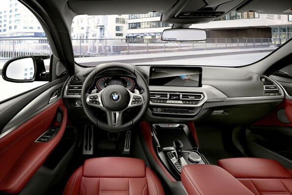 BMW X4 Coupé Crossover-Test: Neu gestaltete Version Foto 6