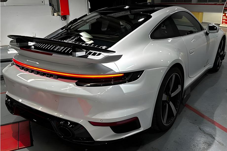 Porsche 911 (992) 2018– Rückleuchten (Smoke Schwarz) Foto 1