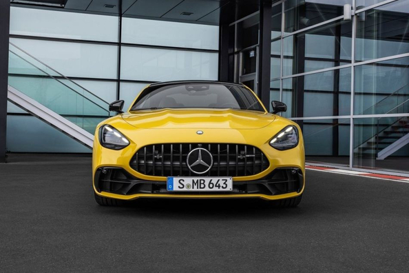 Mercedes-AMG GT Coupé Testbericht: Sportliche Kraft und Eleganz Foto 1