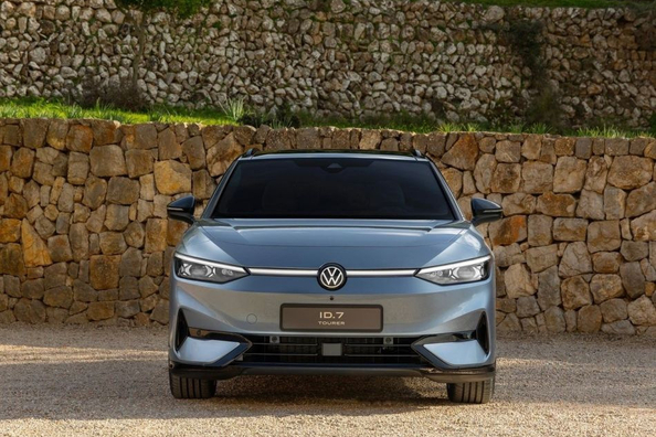 Volkswagen ID.7 Tourer im Test: Ein Elektro-Kombi für lange Fahrten Foto 2