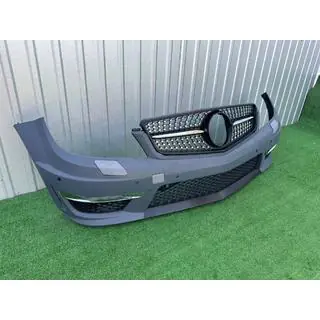 Frontstoßstange 2011-2014 AMG C63 mit Diamond Black Kühlergrill Mercedes C-class W204 2007-2015 Foto 1