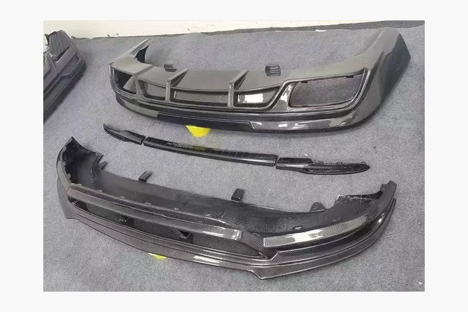 Mercedes GLS X167 2019- LRT Carbon Bodykit (für Maybach 2019-2023) Foto 17