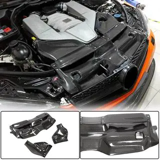 Ansaugsystemgehäuse mit Abdeckung aus Dry Carbon für C63 AMG 2012-2014 Foto 1