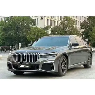 Facelift-Umrüstkit auf G12 M760 (ohne Austausch von Kofferraumdeckel und hinteren Kotflügeln) Foto 2