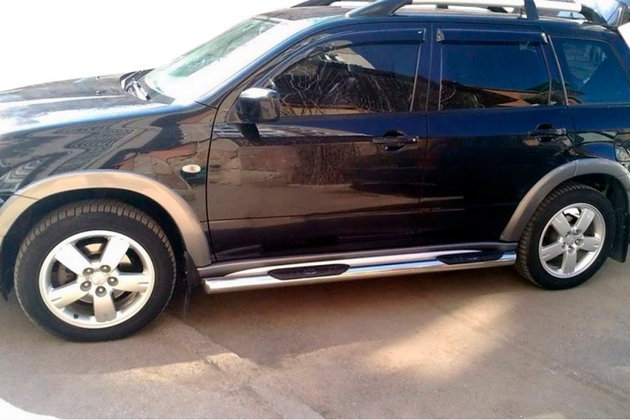 Mitsubishi Outlander 2001-2006 Seitliche Rohre (2 Stk., Edelstahl) Image