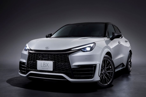 Lexus LBX 2025 Testbericht: Kompakter Crossover mit Premium-Akzent
