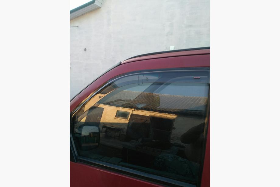 Mercedes Vito W638 1996-2003 Windabweiser (2 Stk, Sunflex) Foto 4