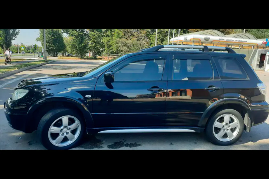 Mitsubishi Outlander 2001-2006 Windabweiser (4 Stk, HIC) Foto 22