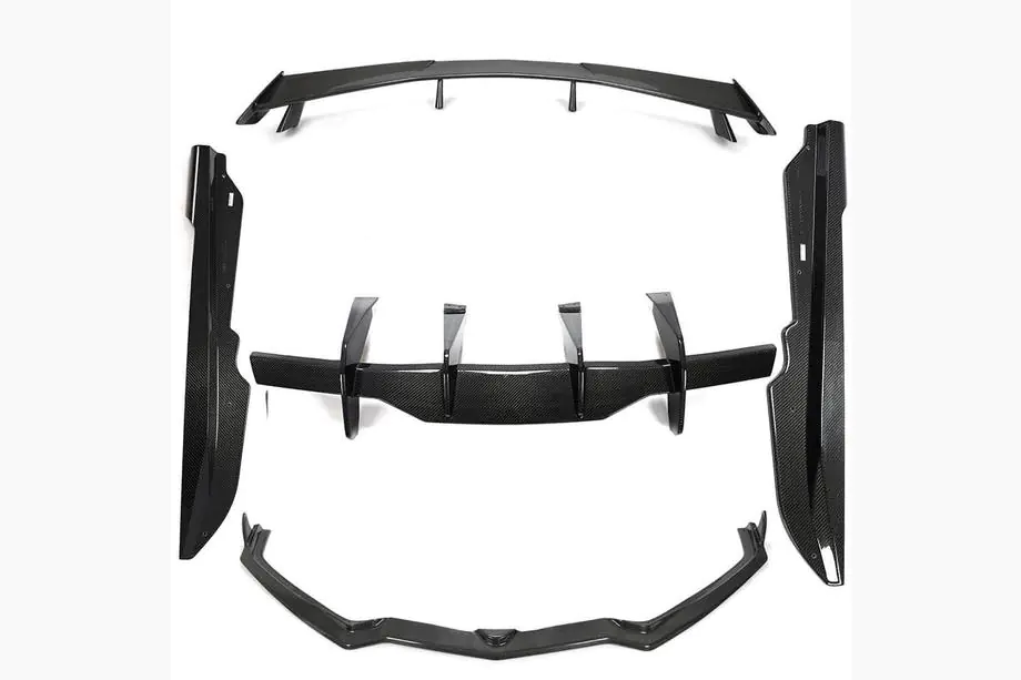 Chevrolet Corvette C8 2019- Bodykit Set (2019-2022, Carbon) Image