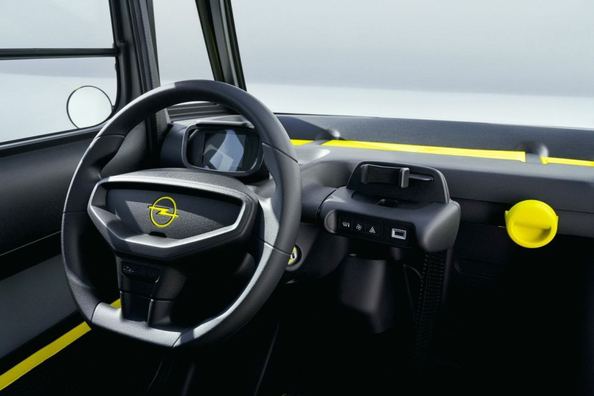 Opel Rocks-e im Test: Kompaktes und sparsames Elektroauto für die Stadt Foto 6