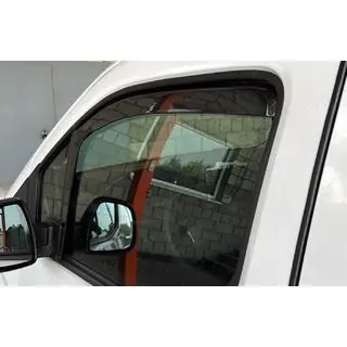 Einschub-Windabweiser Niken Luxury (2 Stk) Foto 2