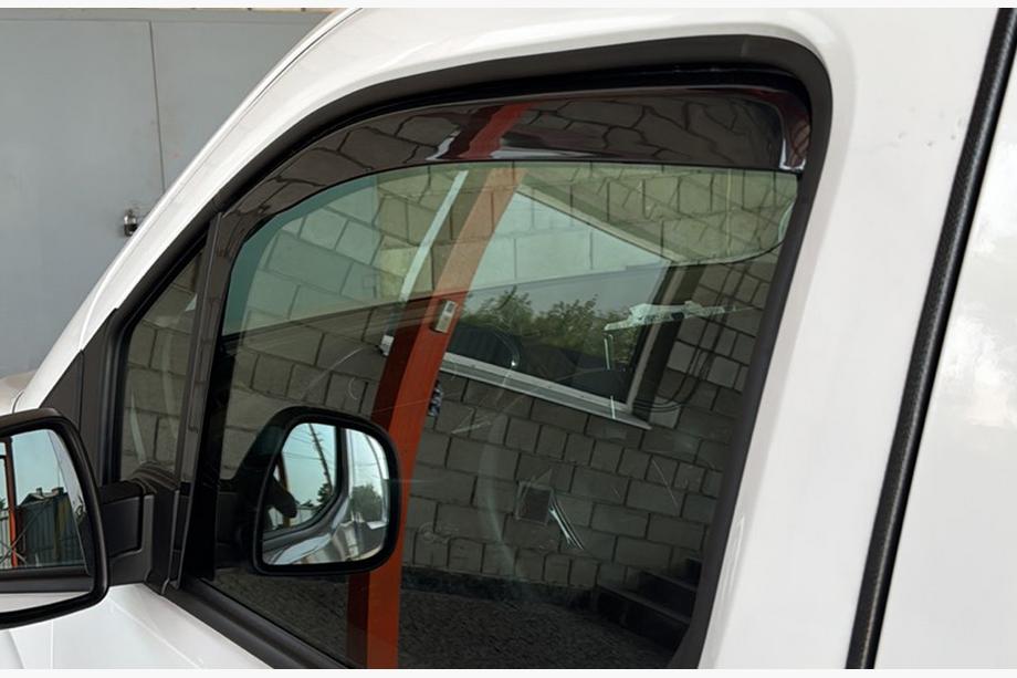 Opel Combo 2019- Einschub-Windabweiser Niken Luxury (2 Stk) Foto 2