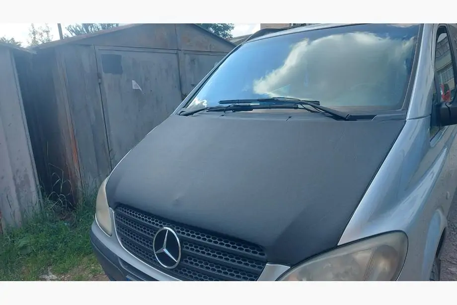 Mercedes Vito W639 2004-2014 Motorhaubenschutzhülle (Kunstleder) Foto 3