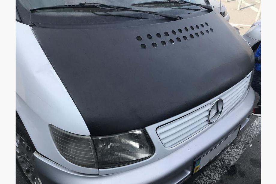 Mercedes Vito W638 1996-2003 Motorhaubenschutzhülle (Kunstleder) Image