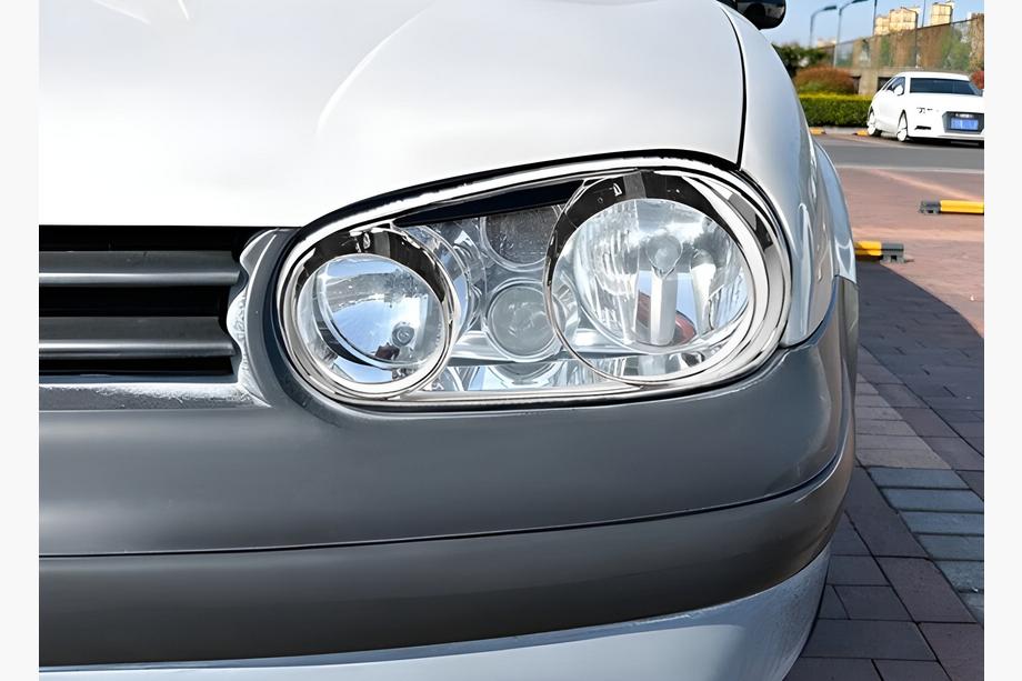 Volkswagen Golf 4 1997-2006 Scheinwerferblenden Brillen V2 (2 Stk., Kunststoff) Image