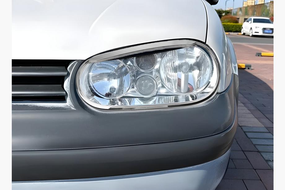 Volkswagen Golf 4 1997-2006 Scheinwerferblenden Brillen V3 (2 Stk., Kunststoff) Image