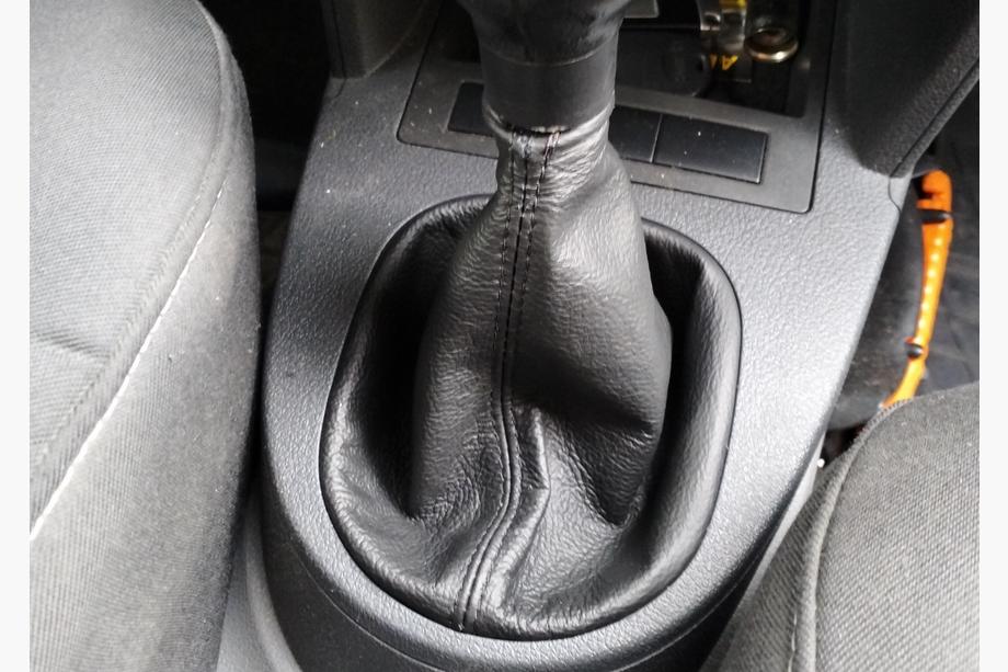 Volkswagen Caddy 2004-2010 Leder Schaltsack Foto 3