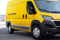 Fiat Ducato 2006-2025 Türleisten Edelstahl Set Langer Radstand Foto 1