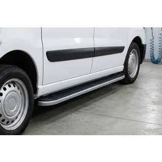 Seitenschweller Tayga Grey (2 Stk., Aluminium) Foto 1