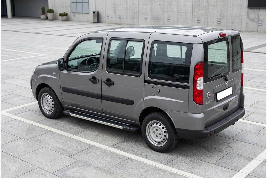 Fiat Doblo I 2005-2010 Seitenschweller RedLine V1 (2 Stk., Aluminium) Image