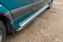 Mercedes Sprinter W906 2006–2018 Trittbretter Rainbow (2 Stk., Aluminium) Lang/ExtraLang Foto 2