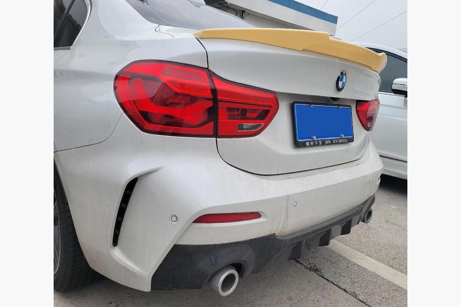 BMW 1 Series F20/F21 2011-2019 Spoiler M4-Style (für F52, Schwarz Glanz) Foto 1