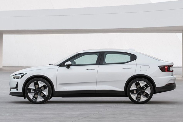 Testbericht des aktualisierten Polestar 2: Ein Elektroauto der neuen Generation Foto 3