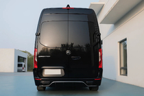 Mercedes Sprinter W907/W910 2018- AMG Heckstoßstange (für Standard-Radstand, Polypropylen) Foto 1